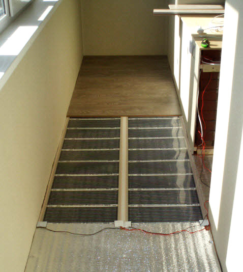 Установка теплого пола на балконе или лоджии при помощи инфракрасной пленки — доступный комфорт